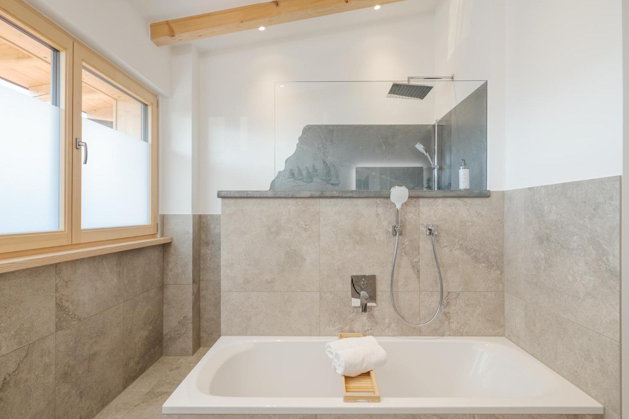 Fenjoy: Ferienapartment Mit Bergblick / Balkon / Bbq Bernau am Chiemsee Εξωτερικό φωτογραφία