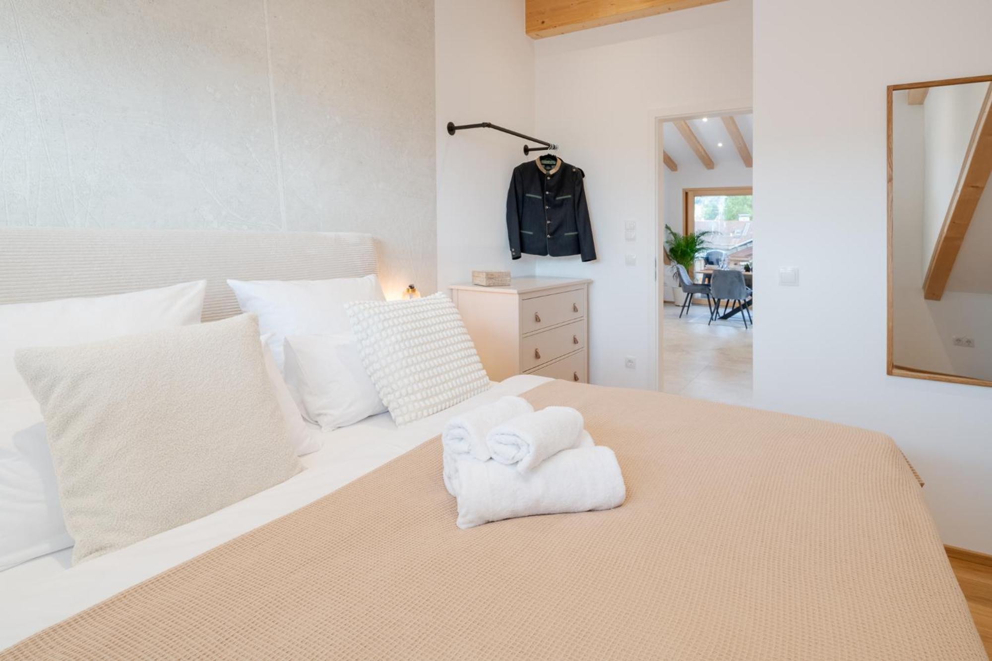 Fenjoy: Ferienapartment Mit Bergblick / Balkon / Bbq Bernau am Chiemsee Εξωτερικό φωτογραφία