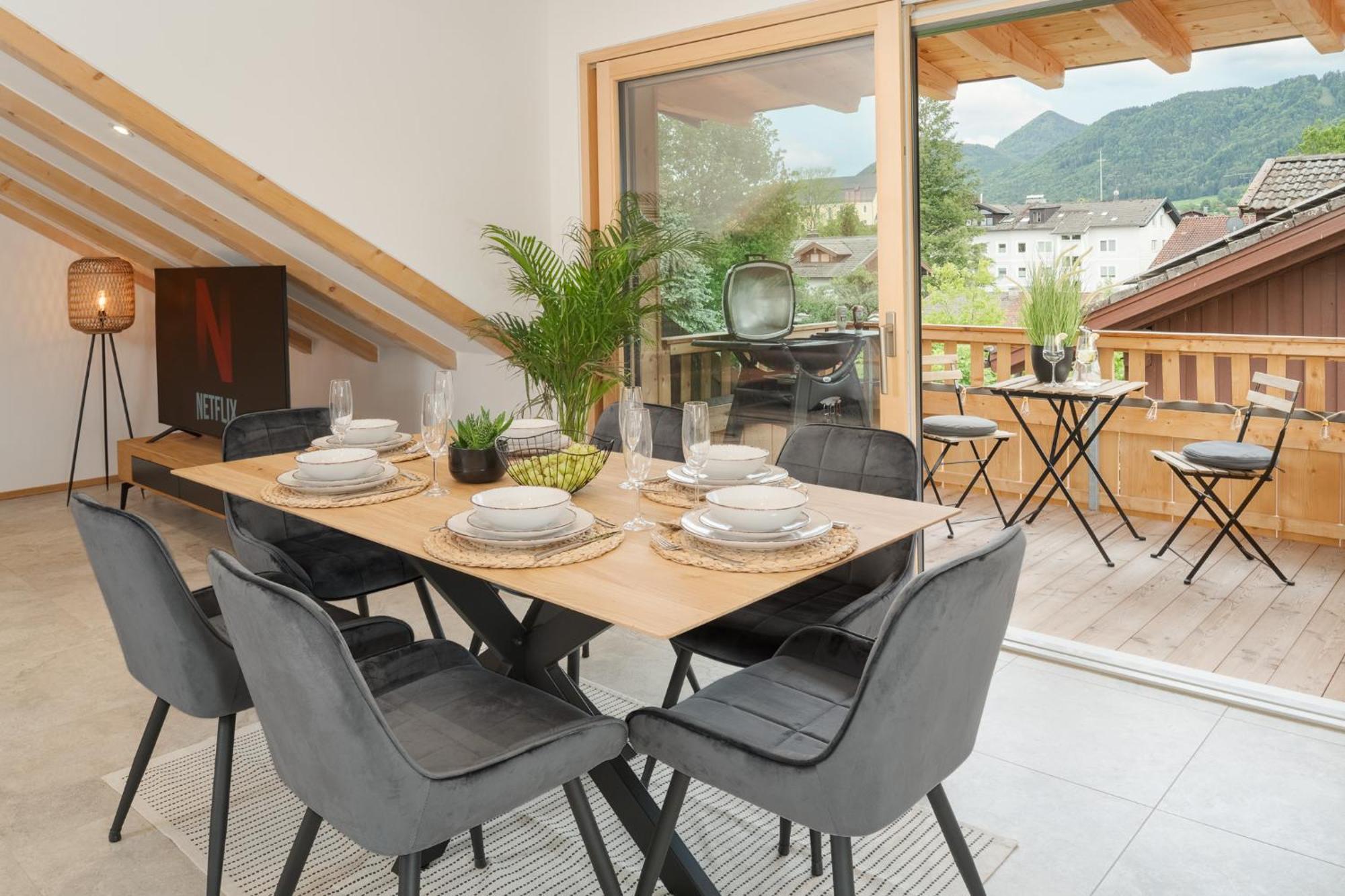 Fenjoy: Ferienapartment Mit Bergblick / Balkon / Bbq Bernau am Chiemsee Εξωτερικό φωτογραφία